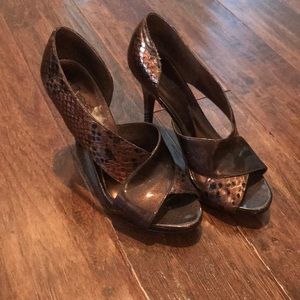 Carlos Santana high heels brown size 7